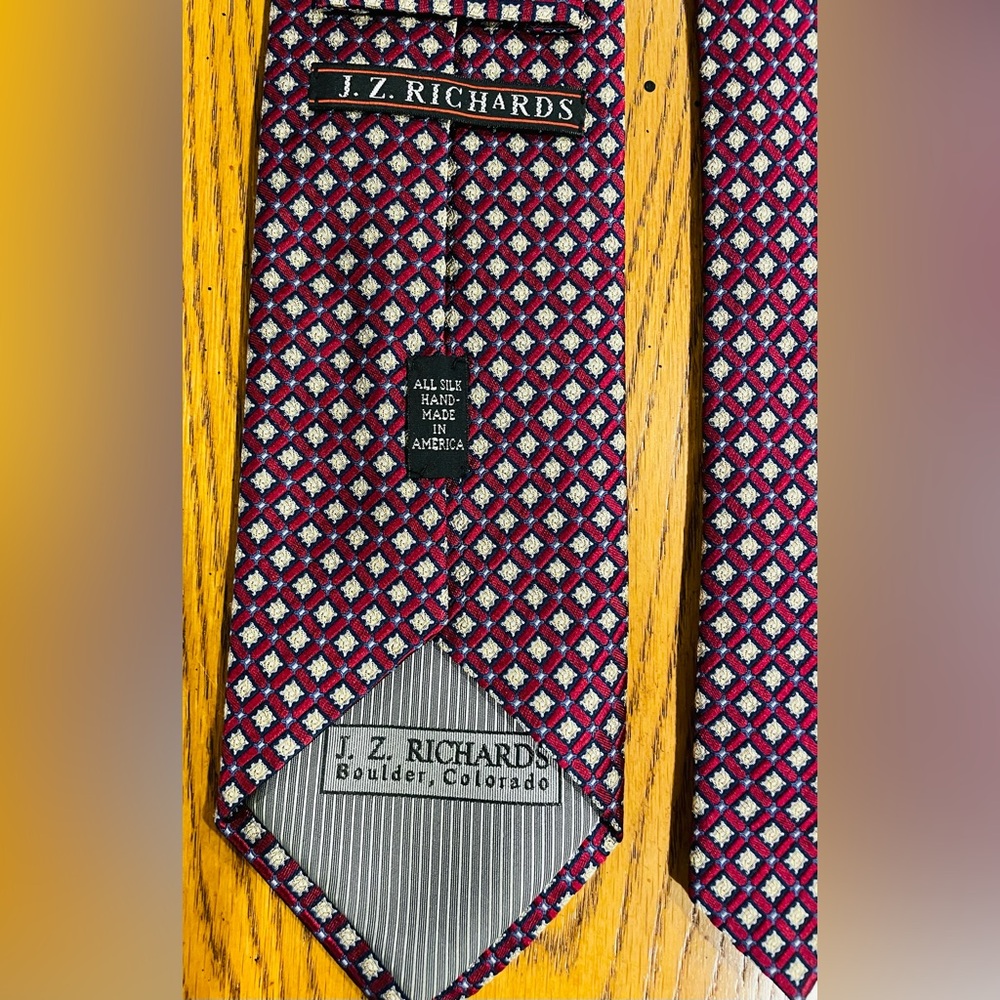 J. Z. RICHARDS, Boulder Colorado Tie, burgundy/navy pattern